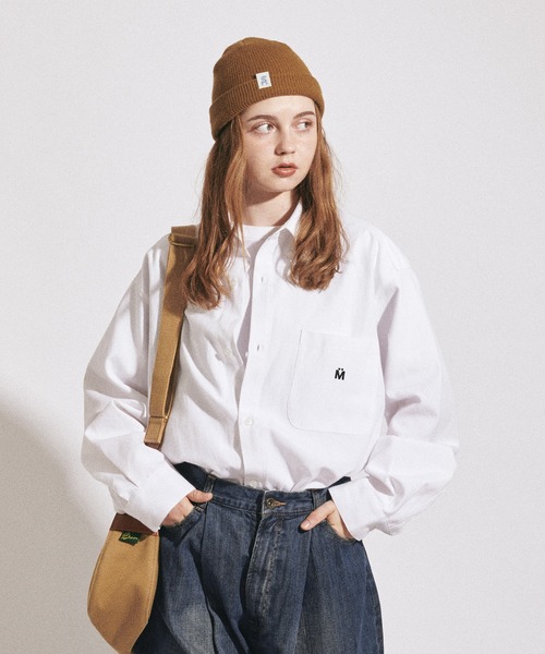 MUHET(ミュエータ)の「アソートレギュラーカラーシャツ(シャツ/ブラウス・レディース・オフホワイト/グリーン/ボルドー・SMALL/X-LARGE/MEDIUM)」の2枚目の写真