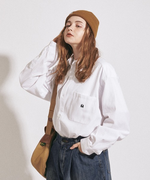 MUHET(ミュエータ)の「アソートレギュラーカラーシャツ(シャツ/ブラウス・レディース・オフホワイト/グリーン/ボルドー・SMALL/X-LARGE/MEDIUM)」の16枚目の写真