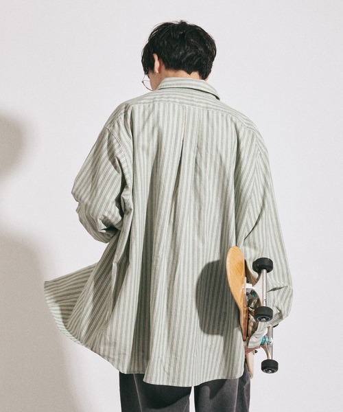 MUHET(ミュエータ)の「アソートレギュラーカラーシャツ(シャツ/ブラウス・レディース・オフホワイト/グリーン/ボルドー・SMALL/X-LARGE/MEDIUM)」の7枚目の写真