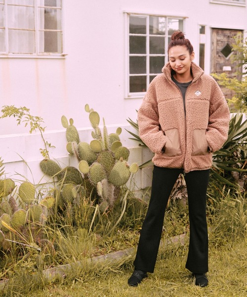 ROXY(ロキシー)の「ROXY WAVES ZIP/ロキシーボアブルゾン(ブルゾン・レディース・ナチュラル/カーキ/ベージュ/ブラック・SMALL/MEDIUM/LARGE/X-LARGE)」の9枚目の写真