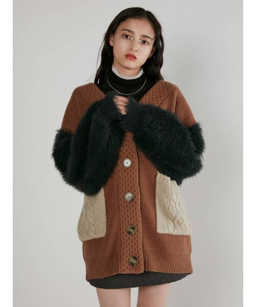 MURUA（ムルーア）の「キルティングミニスカート（スカート・レディース・ダークグレー/カーキ・1/2）」の3枚目の写真