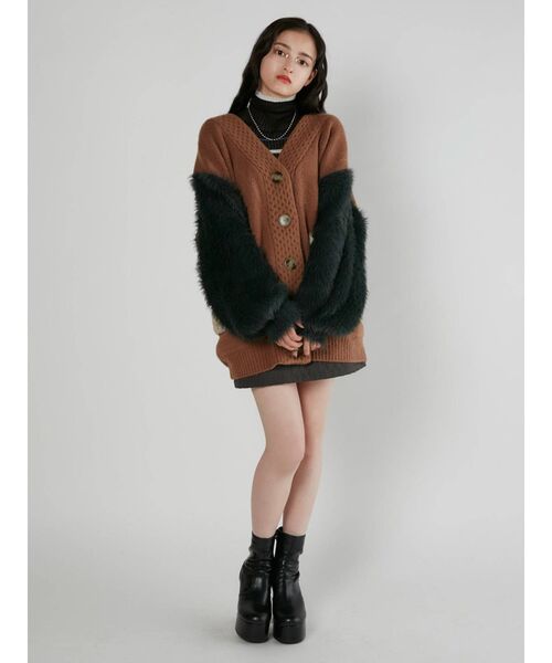 MURUA（ムルーア）の「キルティングミニスカート（スカート・レディース・ダークグレー/カーキ・1/2）」の11枚目の写真