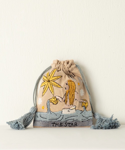 MILLION CARATS（ミリオンカラッツ）の「揃えて持ちたくなるミステリアスな雰囲気を演出するタロットカードデザインの刺繍巾着ポーチ（ポーチ・レディース・グリーン/パープル/グレー・FREE）」の2枚目の写真