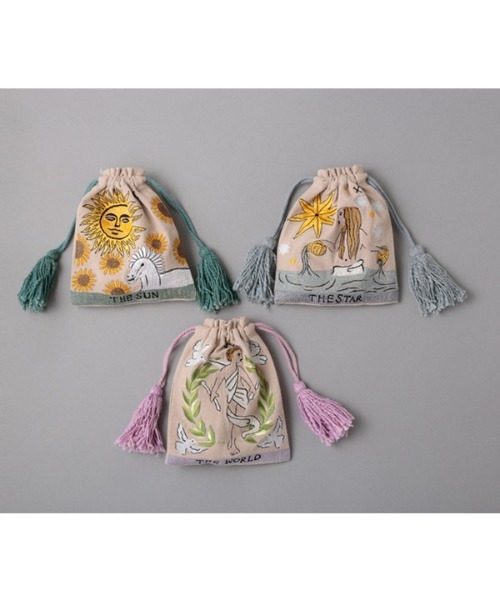 MILLION CARATS（ミリオンカラッツ）の「揃えて持ちたくなるミステリアスな雰囲気を演出するタロットカードデザインの刺繍巾着ポーチ（ポーチ・レディース・グリーン/パープル/グレー・FREE）」の19枚目の写真