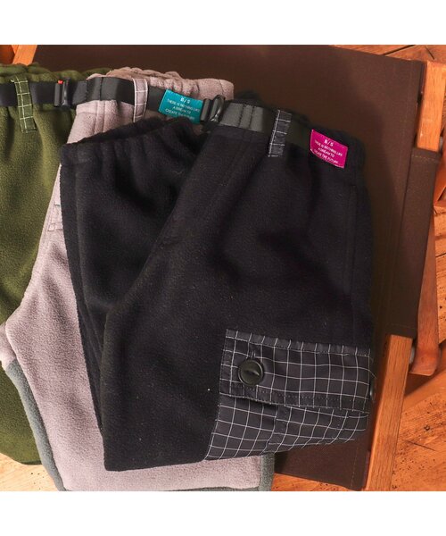 BREEZE by saori(ブリーズバイサオリ)の「WEB限定 フリースカーゴパンツ【BREEZE by saori】(その他パンツ・キッズ・ブラック/カーキ/ベージュ・100/160/120/110/90/140/130/150)」の9枚目の写真