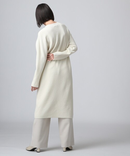 INDIVI グレー Vネック ワンピース INDIVI グレー Vネック ワンピース