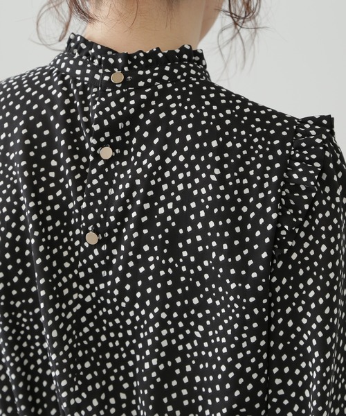 N.（N. Natural Beauty Basic）（エヌエヌナチュラルビューティーベーシック）の「◆ドットフリルスタンドネックナローワンピース（ワンピース・レディース・ブルー系その他/ブラック系その他・MEDIUM）」の16枚目の写真