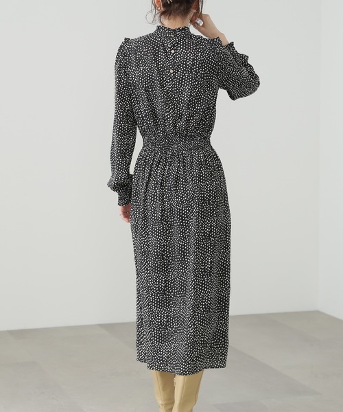 N.（N. Natural Beauty Basic）（エヌエヌナチュラルビューティーベーシック）の「◆ドットフリルスタンドネックナローワンピース（ワンピース・レディース・ブルー系その他/ブラック系その他・MEDIUM）」の14枚目の写真