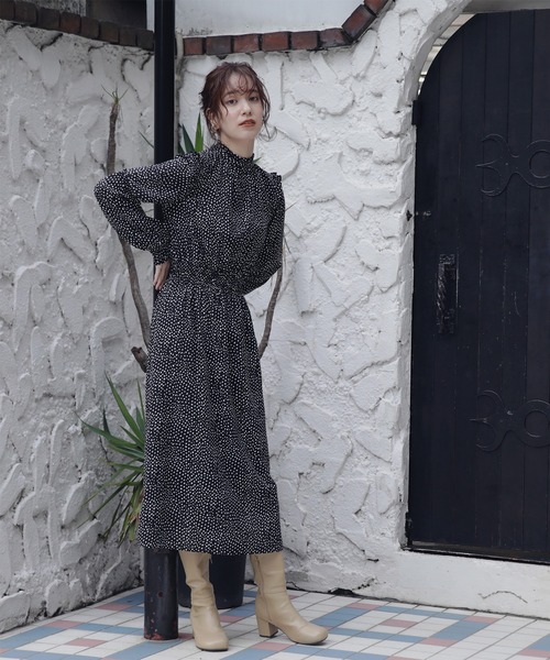 N.（N. Natural Beauty Basic）（エヌエヌナチュラルビューティーベーシック）の「◆ドットフリルスタンドネックナローワンピース（ワンピース・レディース・ブルー系その他/ブラック系その他・MEDIUM）」の3枚目の写真