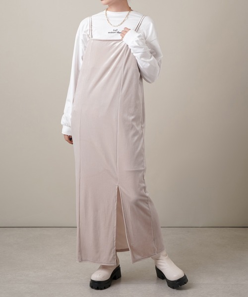 ベロア素材 スリット入りキャミワンピース ワンピース Spinns スピンズ のファッション通販 Zozotown