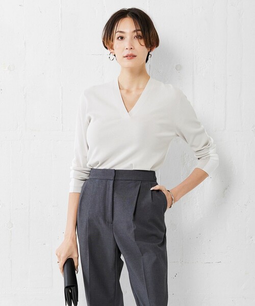 ICB(アイシービー)の「【洗える】 シンセティックフルニードル Vネックプルオーバー(ニット/セーター・レディース・ダルブルー系/ライラック系/アイボリー系/ネイビー系7/ダルブルー系7/ライトイエロー系7・SMALL)」の6枚目の写真