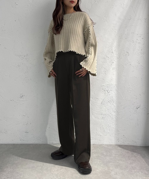 apres jour mignon(アプレジュールミニョン)の「メローショート丈ニット【ZOZOTOWN限定アイテム】(ニット/セーター・レディース・ブラック/グリーン/ライトベージュ・X-LARGE/フリー)」の8枚目の写真