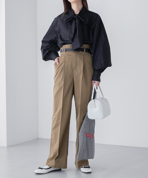 BONLECILL(ボンルシール)の「2way ハイウエスト センタープレス タックチノサロペット(サロペット/オーバーオール・レディース・ネイビー/ベージュ/カーキ/アイボリー/ブラック・M/L)」の16枚目の写真