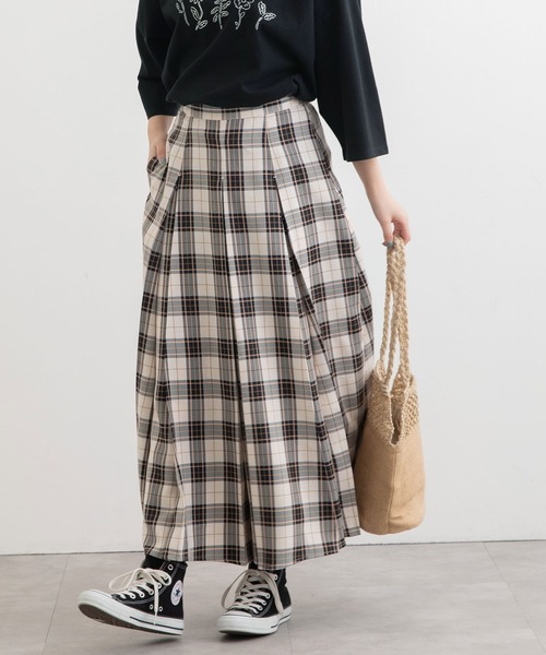 POU DOU DOU(プードゥドゥ)の「ボックスタックロングスカート(スカート・レディース・レッド/グリーン/ネイビー・3)」の14枚目の写真