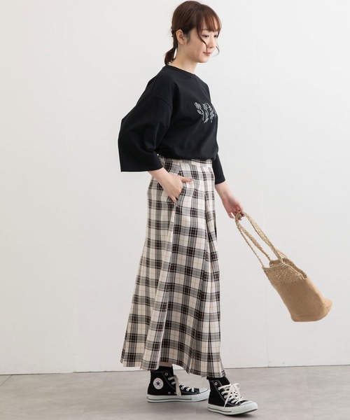 POU DOU DOU(プードゥドゥ)の「ボックスタックロングスカート(スカート・レディース・レッド/グリーン/ネイビー・3)」の17枚目の写真