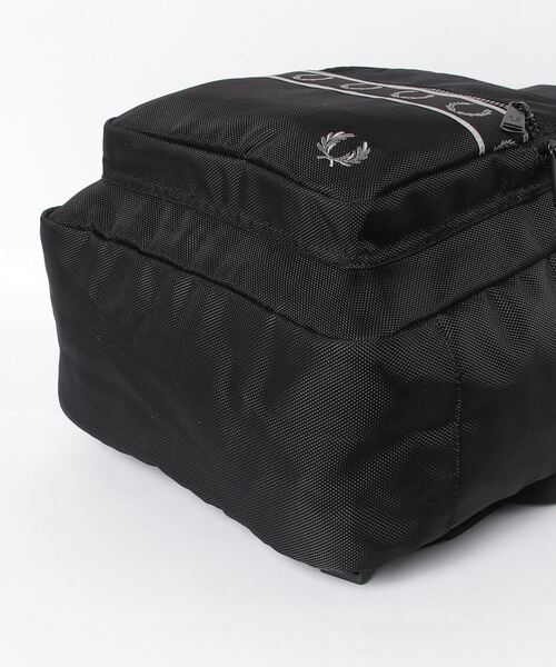 【FRED PERRY】★人気★コントラストテープバックパック FRED PERRY（フレッドペリー）の「Contrast Tape Backpack