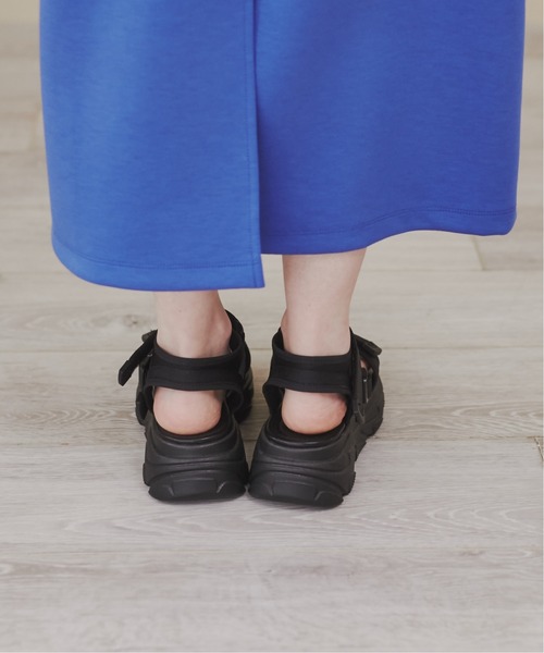 ANGIE（アンジー）の「厚底スポーツサンダル（サンダル・レディース・ブラック/ホワイト・X-LARGE/MEDIUM/LARGE）」の21枚目の写真