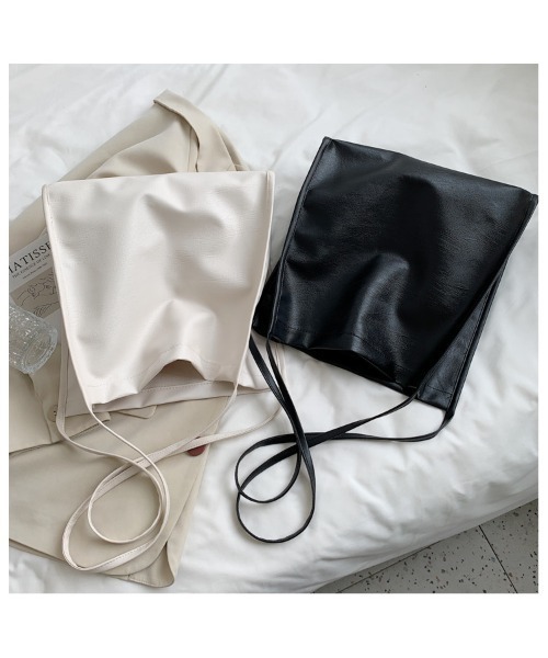 yuue' ( wear )(ユーイ)の「ソフトフェイク トートバッグ(トートバッグ・レディース・ブラック/オフホワイト・FREE)」の10枚目の写真