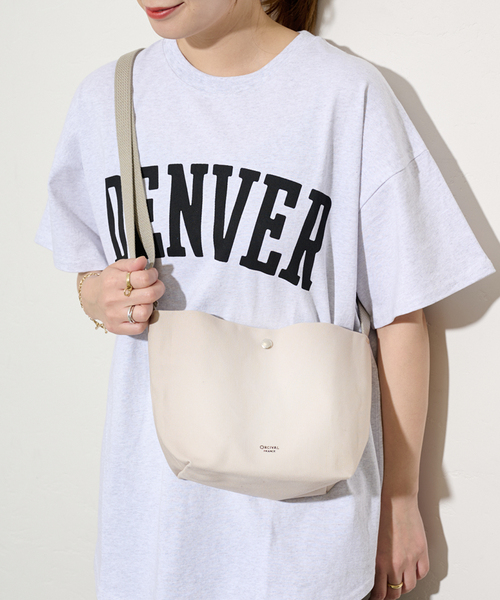 ORCIVAL（オーシバル）の「《追加3》【ORCIVAL / オーシバル】LCV SHOULDER POUCH MEDIUM：ショルダーバッグ（ショルダーバッグ・レディース・グリーン/ブラック/ベージュ・FREE）」の3枚目の写真