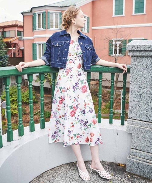 AND COUTURE（アンドクチュール）の「バックレースアップデニム
