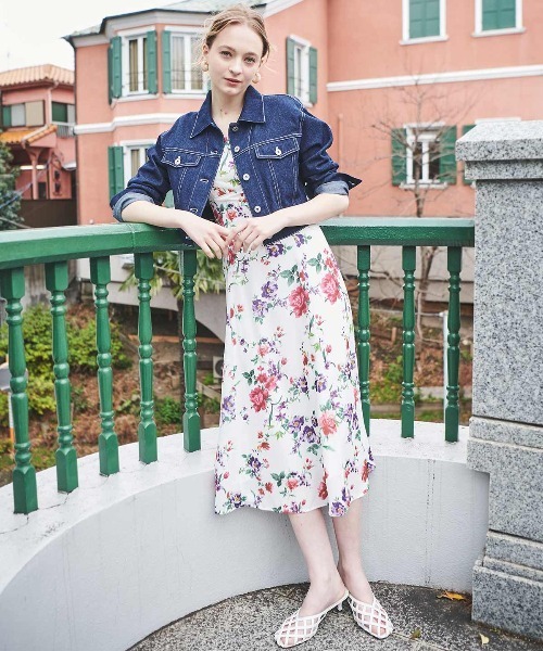 AND COUTURE（アンドクチュール）の「バックレースアップデニム