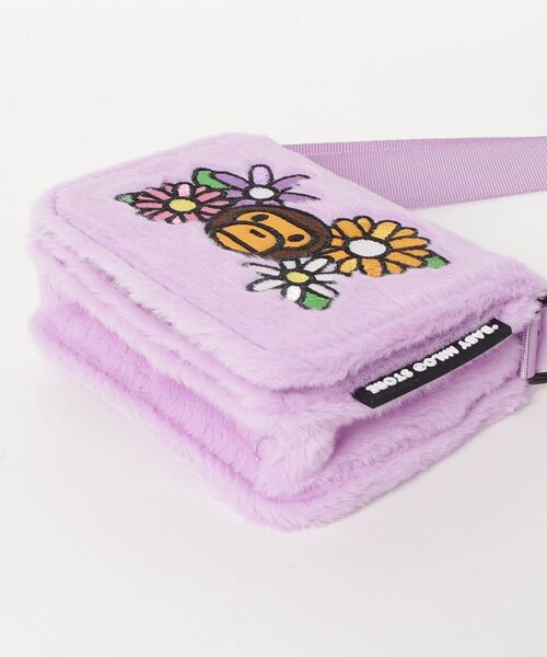 A BATHING APE（アベイシングエイプ）の「BABY MILO FLOWER FUR MINI