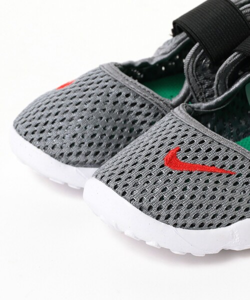 NIKE（ナイキ）の「NIKE / リフト 2（11～16cm） ナイキ スニーカー シューズ FB5528 人気（スニーカー・キッズ・グレー/オフホワイト/ピンク・11/12/13/14/15 /16）」の4枚目の写真
