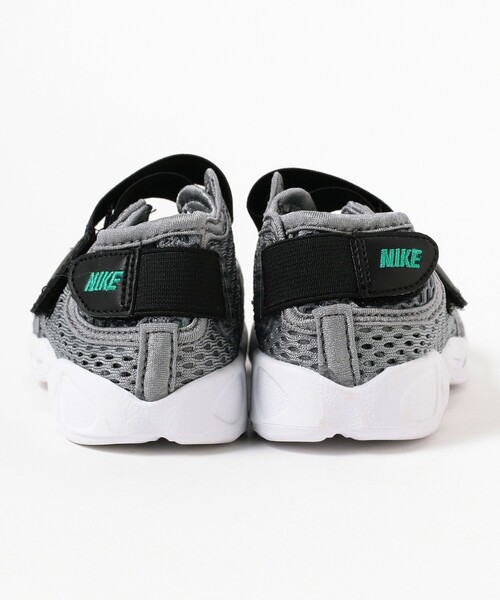 NIKE（ナイキ）の「NIKE / リフト 2（11～16cm） ナイキ スニーカー シューズ FB5528 人気（スニーカー・キッズ・グレー/オフホワイト/ピンク・11/12/13/14/15 /16）」の8枚目の写真