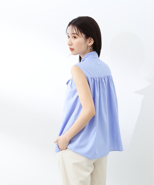 N.（N. Natural Beauty Basic）（エヌエヌナチュラルビューティーベーシック）の「◆フロントリボンギャザーノースリーブブラウス（Tシャツ/カットソー・レディース・オフホワイト/ブルー/ドット・MEDIUM）」の19枚目の写真