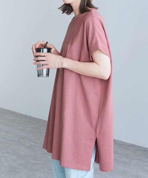 reca（レカ）の「バックロゴプリントワイドチュニックTシャツ（Tシャツ/カットソー・レディース・マスタード/アイボリー/チャコールグレー/グリーン系その他/オフホワイト/ピンク/ターコイズブルー・FREE）」の13枚目の写真