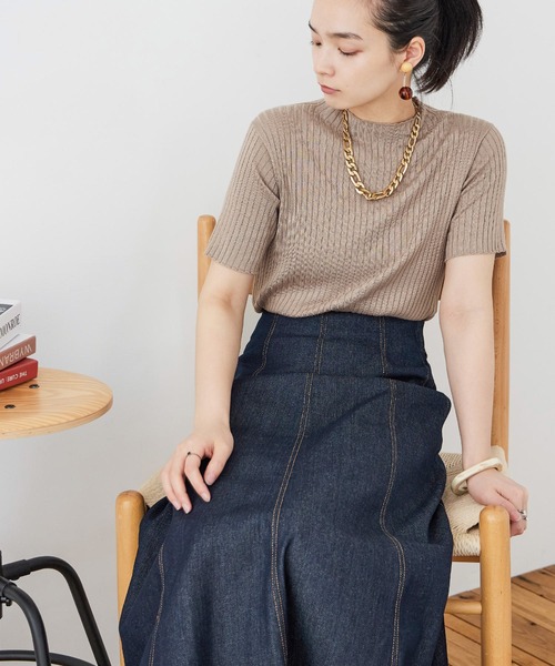 Fashion Letter(ファッションレター)の「大きいサイズ プチハイネック ハーフスリーブ トップス(Tシャツ/カットソー・レディース・ブラック/オフホワイト/ブルー/ベージュ系その他・M~L/LL~3L/4L~5L)」の11枚目の写真