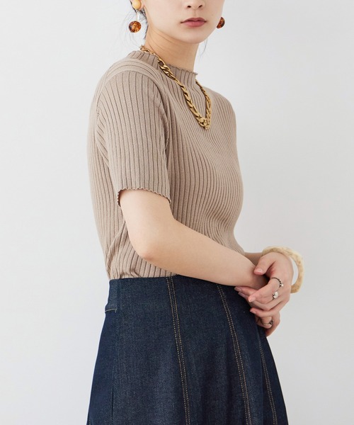 Fashion Letter(ファッションレター)の「大きいサイズ プチハイネック ハーフスリーブ トップス(Tシャツ/カットソー・レディース・ブラック/オフホワイト/ブルー/ベージュ系その他・M~L/LL~3L/4L~5L)」の21枚目の写真