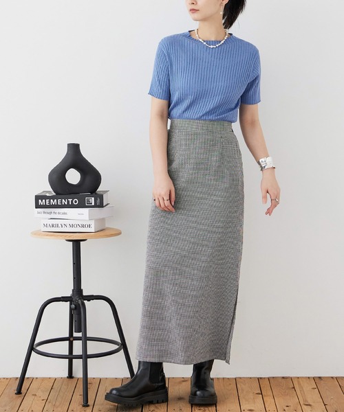 Fashion Letter(ファッションレター)の「大きいサイズ プチハイネック ハーフスリーブ トップス(Tシャツ/カットソー・レディース・ブラック/オフホワイト/ブルー/ベージュ系その他・M~L/LL~3L/4L~5L)」の22枚目の写真