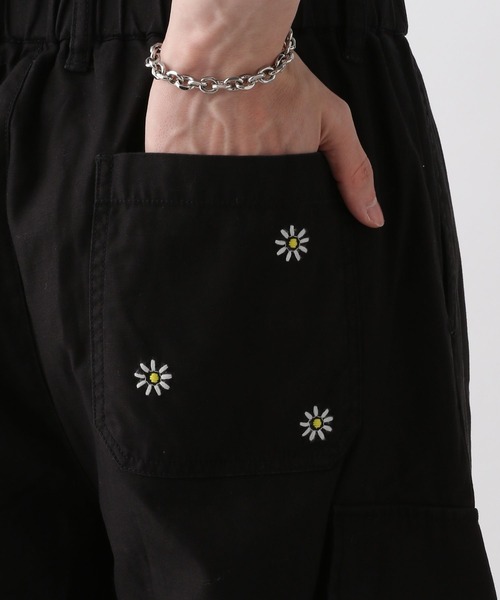 RAGEBLUE（レイジブルー）の「フラワー刺繍/ミリタリールーズカーゴパンツ/パラシュートパンツ（カーゴパンツ・メンズ・カーキ/ホワイト/ブラック・MEDIUM/LARGE）」の18枚目の写真
