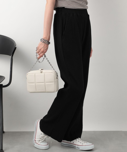 ADD CULUMN(アドカラム)の「【ADD CULUMN】PUFF - CROSSBODY EC/ A23W02B260(ショルダーバッグ・レディース・ホワイト/ブラック・FREE)」の7枚目の写真