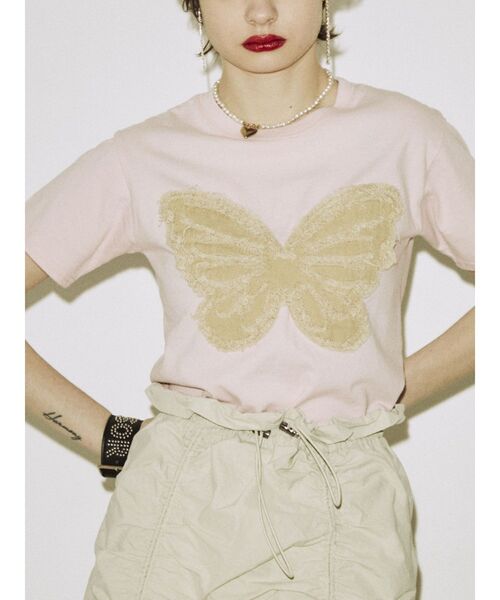 jouetie（ジュエティ）の「バタフライドッキング Tシャツ（Tシャツ/カットソー・レディース・ブラック/オフホワイト/ピンク・MEDIUM）」の12枚目の写真