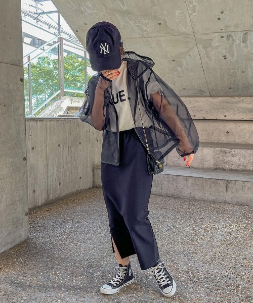 ISOOK(アイスー)の「See-through hooded jacket / シースルーパーカー(yui select)(パーカー・レディース・ホワイト/ブラック・FREE)」の3枚目の写真