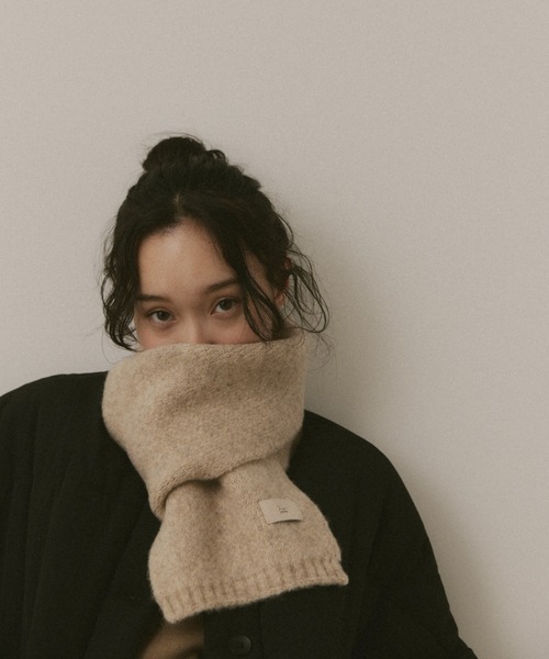 moi tytto（モイテュット）の「ふわふわニットマフラー（マフラー・レディース・ブラウン/ナチュラル/ベージュ/グレー/モカ/チェック/レッド・FREE）」の9枚目の写真