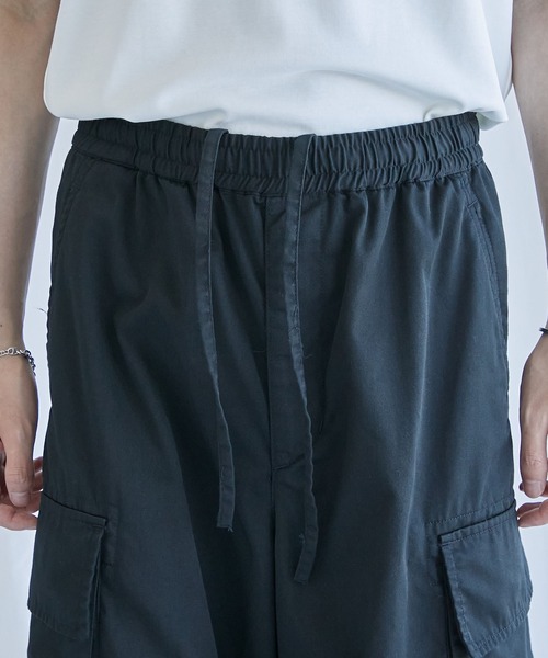 PUBLIC TOKYO（パブリックトウキョウ）の「メッシュライトイージーカーゴ（カーゴパンツ・メンズ・ホワイト/ブラック・1/2）」の12枚目の写真