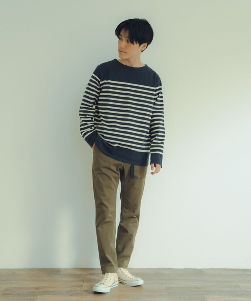 ITEMS URBANRESEARCH（アイテムズ アーバンリサーチ）の「パネルボーダー天竺ロングスリーブバスクシャツ（Tシャツ/カットソー・メンズ・ネイビー/オフホワイト/ホワイト系その他・LARGE/MEDIUM）」の6枚目の写真