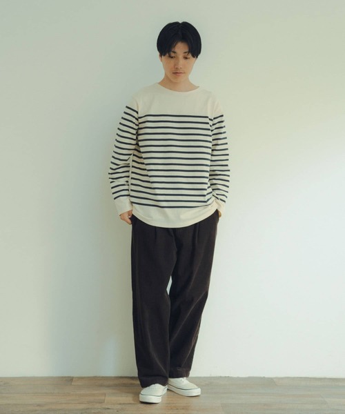 ITEMS URBANRESEARCH（アイテムズ アーバンリサーチ）の「パネルボーダー天竺ロングスリーブバスクシャツ（Tシャツ/カットソー・メンズ・ネイビー/オフホワイト/ホワイト系その他・LARGE/MEDIUM）」の9枚目の写真