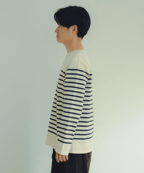 ITEMS URBANRESEARCH（アイテムズ アーバンリサーチ）の「パネルボーダー天竺ロングスリーブバスクシャツ（Tシャツ/カットソー・メンズ・ネイビー/オフホワイト/ホワイト系その他・LARGE/MEDIUM）」の10枚目の写真