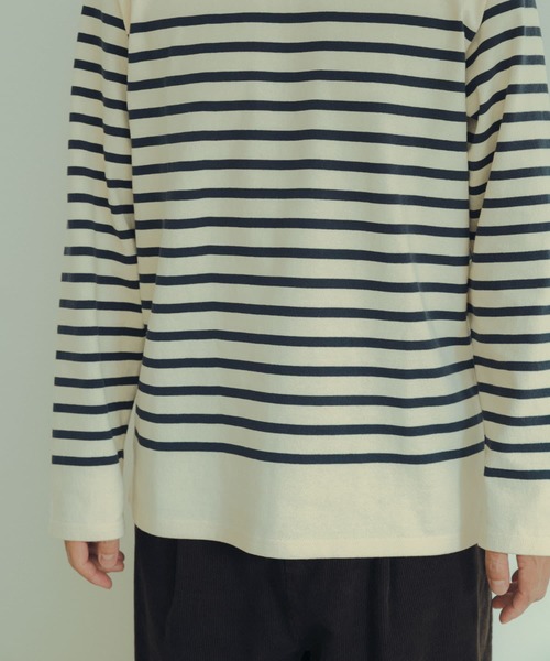 ITEMS URBANRESEARCH（アイテムズ アーバンリサーチ）の「パネルボーダー天竺ロングスリーブバスクシャツ（Tシャツ/カットソー・メンズ・ネイビー/オフホワイト/ホワイト系その他・LARGE/MEDIUM）」の12枚目の写真