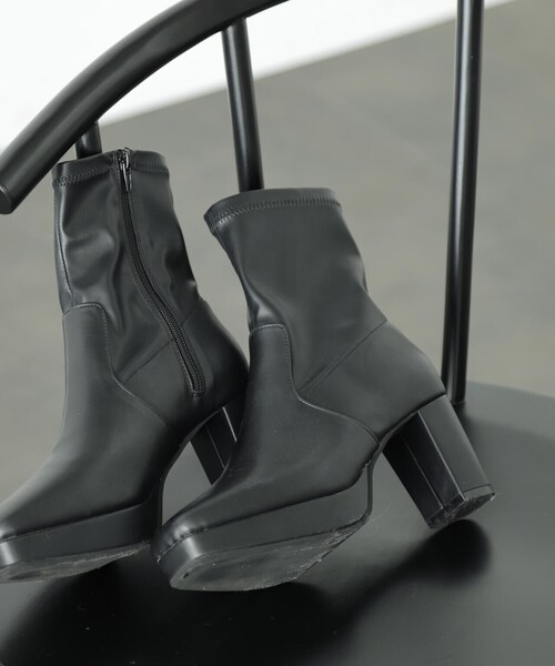 FREE'S MART（フリーズマート）の「◇ストレッチブーティー（ブーツ・レディース・ブラック/ホワイト・MEDIUM/SMALL）」の3枚目の写真
