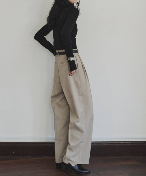 hellam（へラム）の「ワイドタックパンツ（入荷禁止）（スラックス・レディース・ブラウン/アイボリー/グレイッシュベージュ/チャコールグレー/ブラック・MEDIUM/LARGE/SMALL）」の13枚目の写真