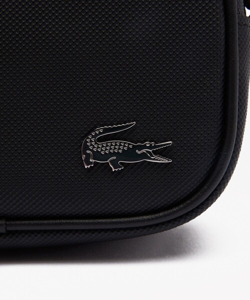 LACOSTE（ラコステ）の「デイリーライフスタイル コーテッドキャンバススモールショルダーポーチ（ショルダーバッグ・レディース・ブラック/オフホワイト・FREE）」の10枚目の写真