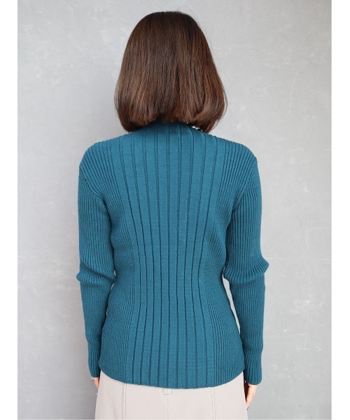 CECIL McBEE（セシルマクビー）の「ランダムリブニットトップス（ニット/セーター・レディース・ブラック/アイボリー/ブルー/グレー/イエロー・MEDIUM）」の10枚目の写真