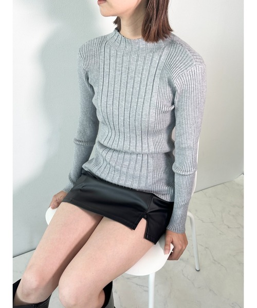 CECIL McBEE（セシルマクビー）の「ランダムリブニットトップス（ニット/セーター・レディース・ブラック/アイボリー/ブルー/グレー/イエロー・MEDIUM）」の12枚目の写真