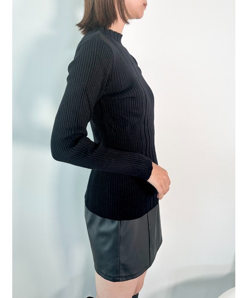 CECIL McBEE（セシルマクビー）の「ランダムリブニットトップス（ニット/セーター・レディース・ブラック/アイボリー/ブルー/グレー/イエロー・MEDIUM）」の14枚目の写真