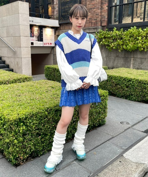 Candy Stripper(キャンディストリッパー)の「MULTI BORDER KNIT ベスト(ベスト・レディース・ピンク/ライトグリーン/ブルー・2)」の14枚目の写真